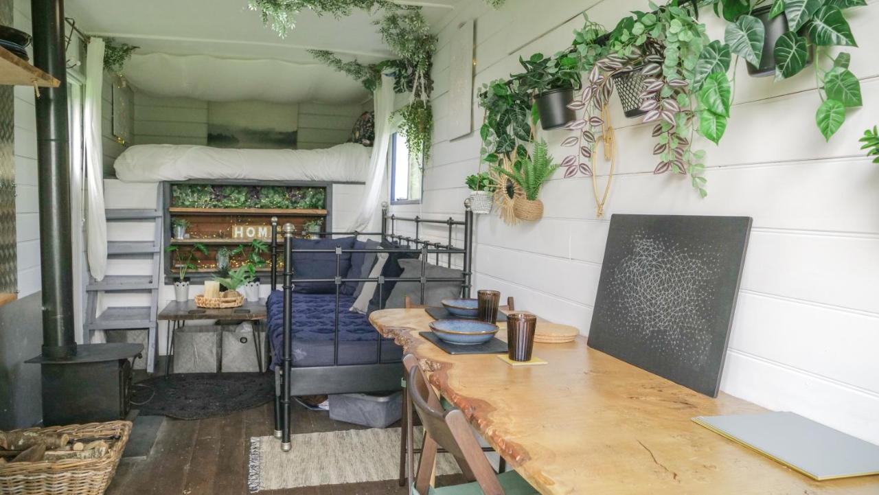 Quirky Vintage Horsebox Conversion With Stunning Views Of Ardingly Reservoir Balcombe Dış mekan fotoğraf